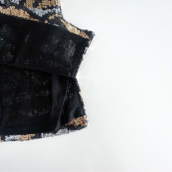 Bianca Nygard Petite Sequined Top Women's 6 V-Neck Gold Silver Cap Sleeves Lined - Picture 4 of 10